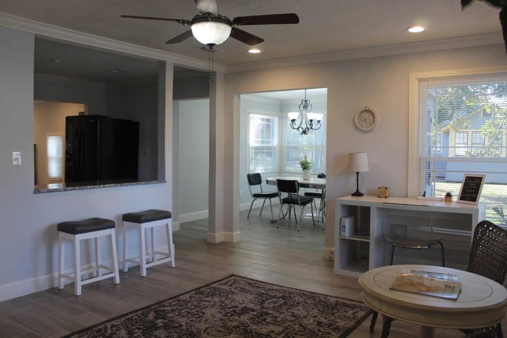 ☆The Oasis In Murray Hill☆ -Sleeps 8- Wifi- Cozy Jacksonville Dış mekan fotoğraf
