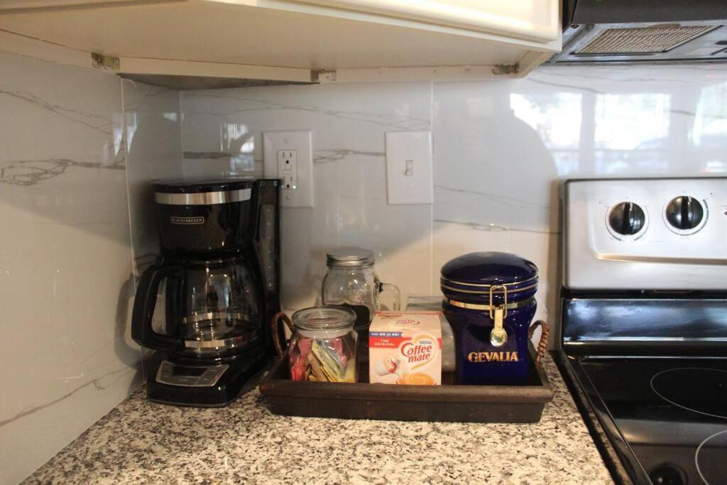 ☆The Oasis In Murray Hill☆ -Sleeps 8- Wifi- Cozy Jacksonville Dış mekan fotoğraf