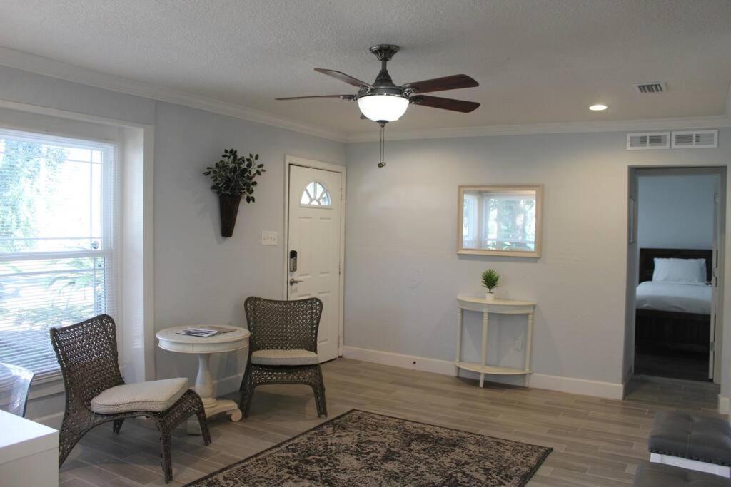 ☆The Oasis In Murray Hill☆ -Sleeps 8- Wifi- Cozy Jacksonville Dış mekan fotoğraf