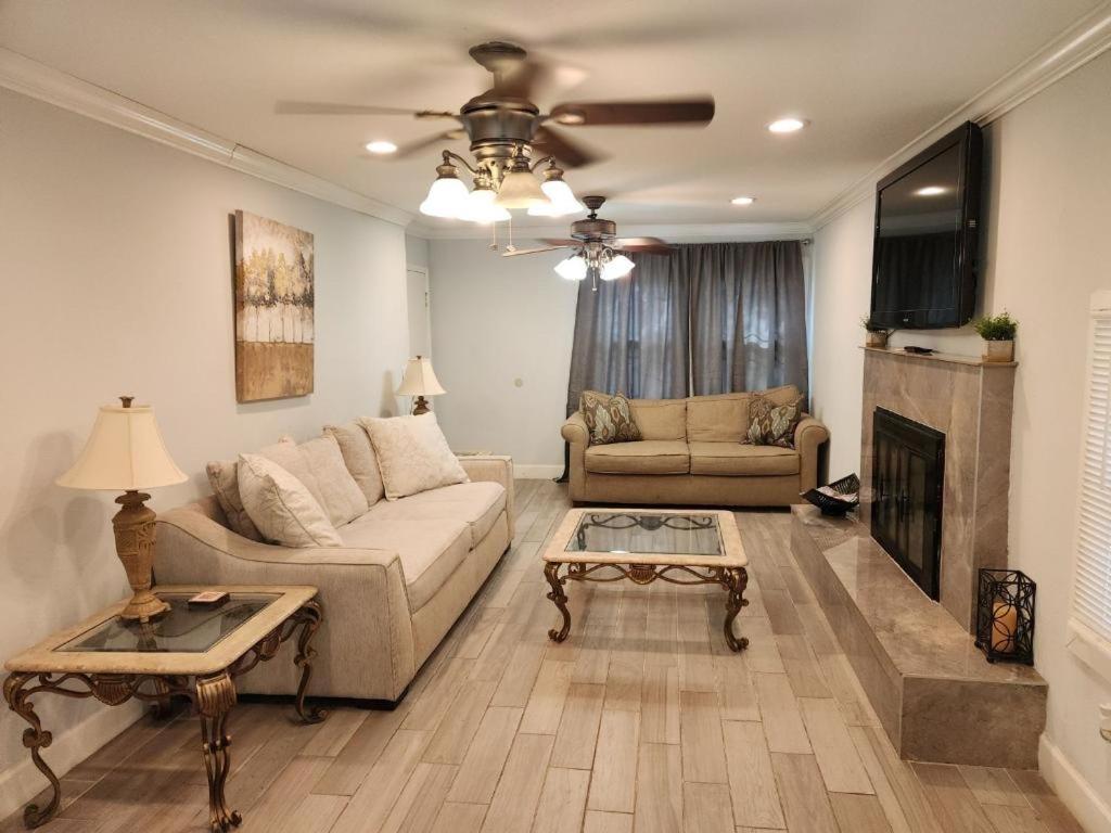 ☆The Oasis In Murray Hill☆ -Sleeps 8- Wifi- Cozy Jacksonville Dış mekan fotoğraf